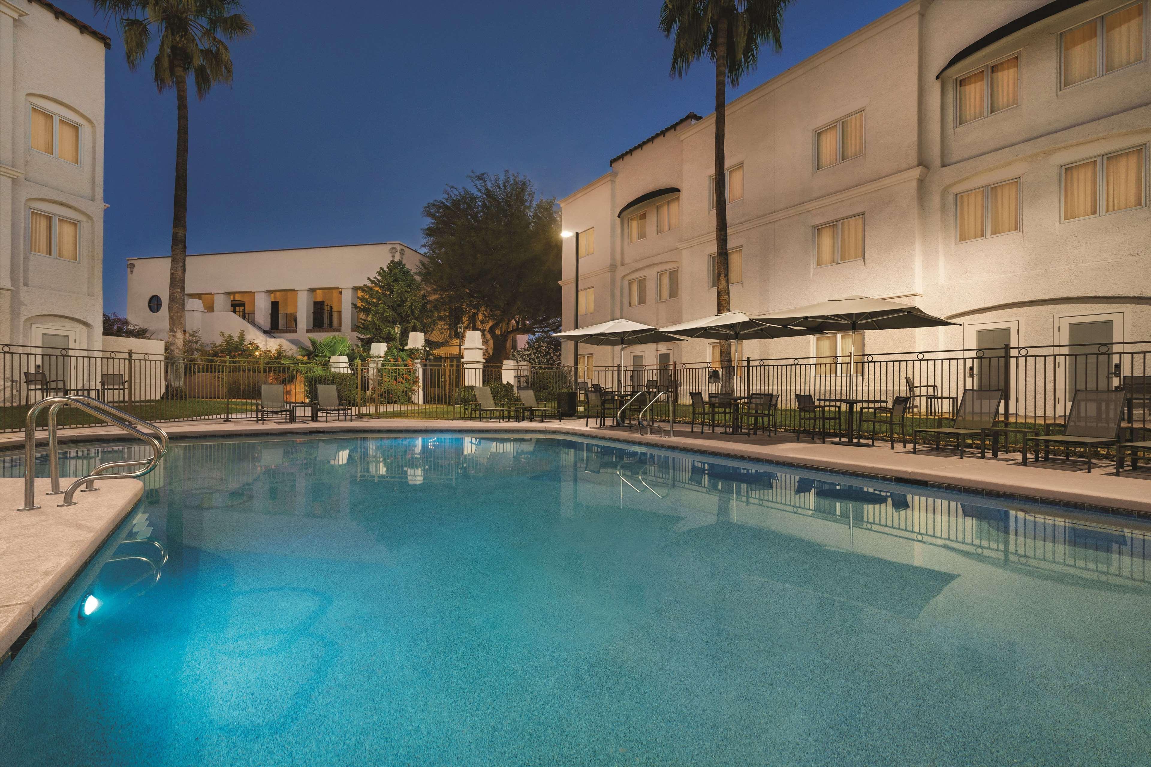 Homewood Suites Tucson St. Philip'S Plaza University Extérieur photo